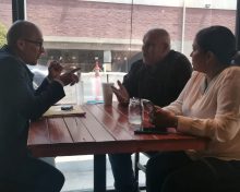 Concertan Reunión Eva María Vásquez y Comunidad LGBT en Mexicali