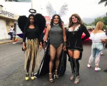 El gay nace, no se hace: Mara Rojo, en la Marcha del Orgullo Gay en Tepic