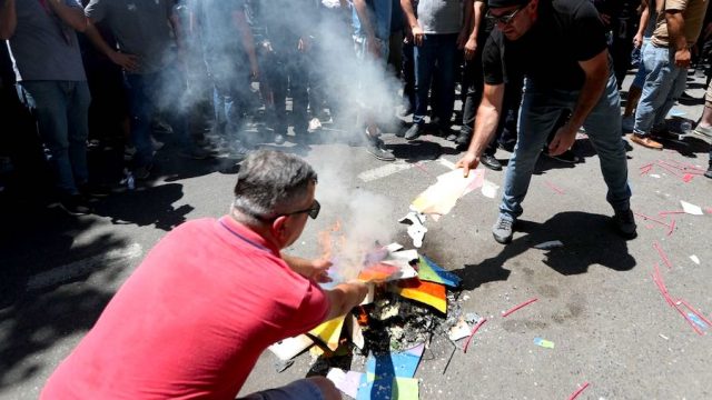 Cancelan la marcha LGBT en Tiflis por las contramanifestaciones