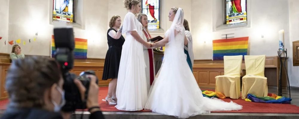 “Las primeras reivindicaciones del matrimonio homosexual en Suiza se hicieron a las Iglesias”