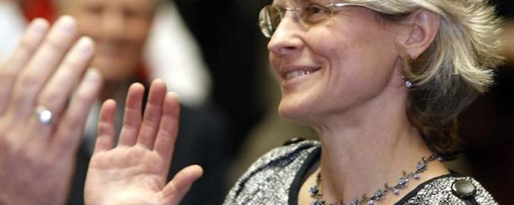 Biden nomina al primer candidato lgbt a la corte federal de apelaciones