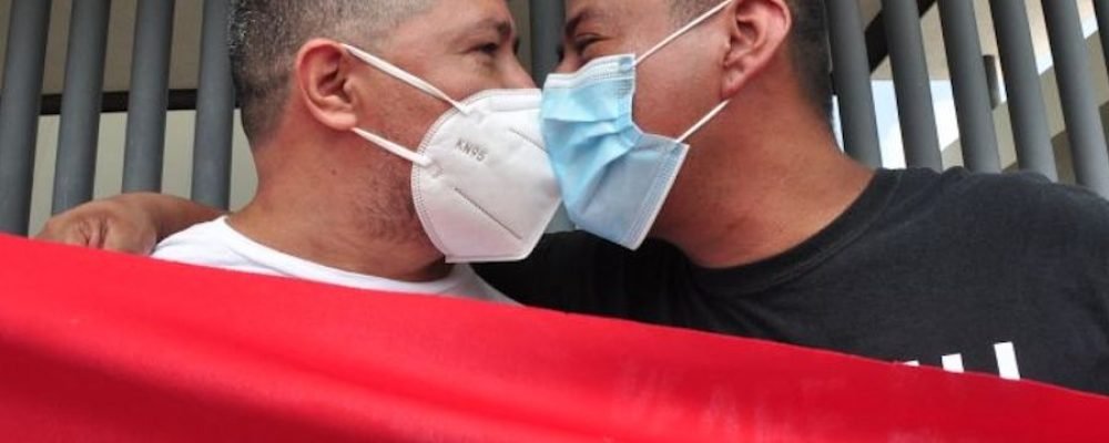 Activista pide adecuar el Código de Familia tras aprobarse las bodas gay en Yucatán