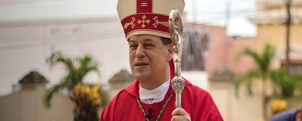 Lanza arzobispo mensaje homofóbico tras aprobación de matrimonio igualitario en Yucatán