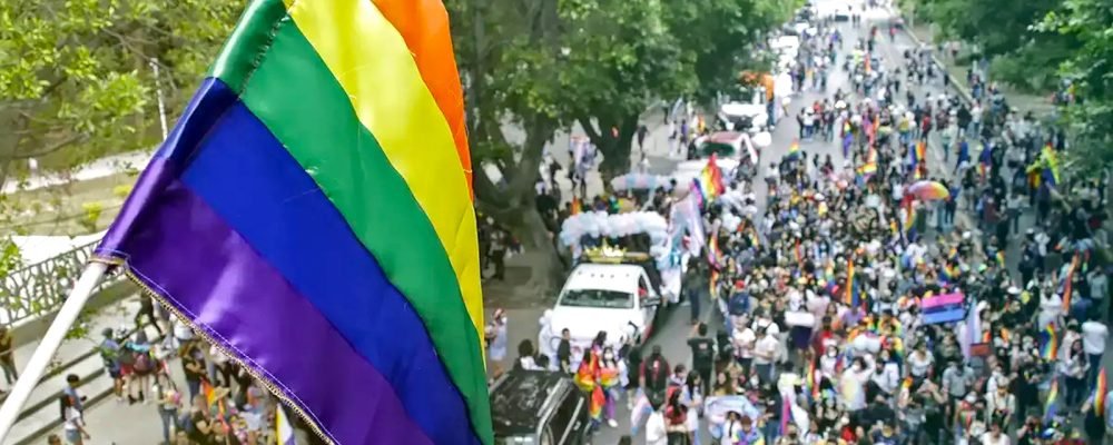 FGE Puebla no investiga delitos contra comunidad LGBT, denuncia académica Ibero