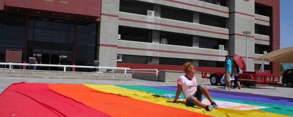 Se manifiestan contra rechazo al libre desarrollo de la personalidad en ciudad Juárez