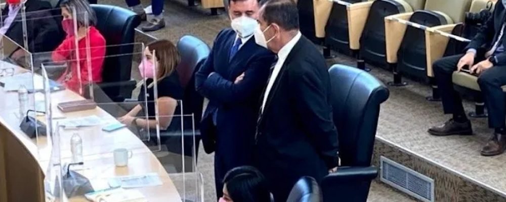 En Guanajuato, Reclama diputado sus derechos como persona homosexual, y lo ignoran compañeros