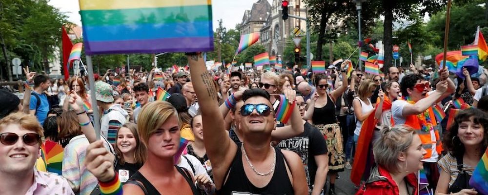 Comienza el mes de Orgullo Gay en Hungría, a la sombra de ley homófoba