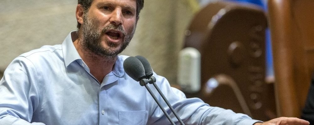 Smotrich culpa a marcha del orgullo LGBT por rebrote de COVID-19 en Israel