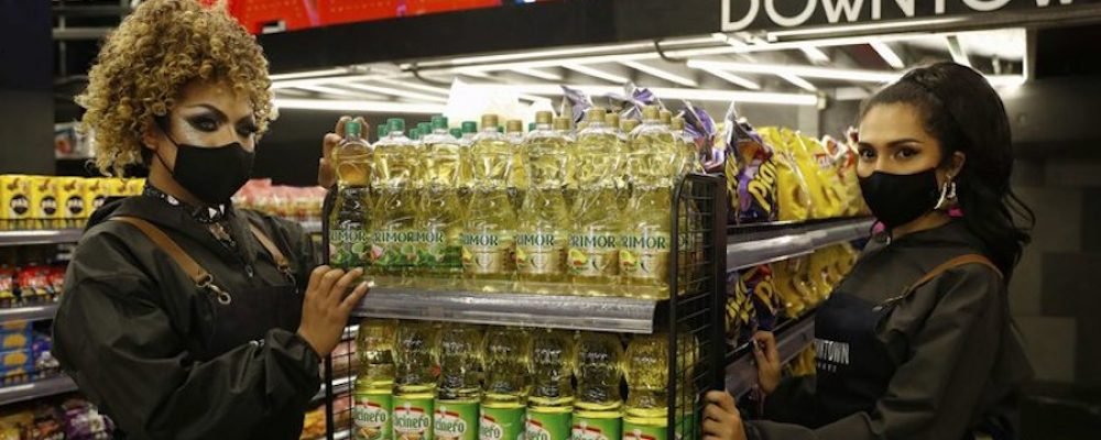 Discoteca gay de Lima, Perú, reabre como supermercado por la pandemia