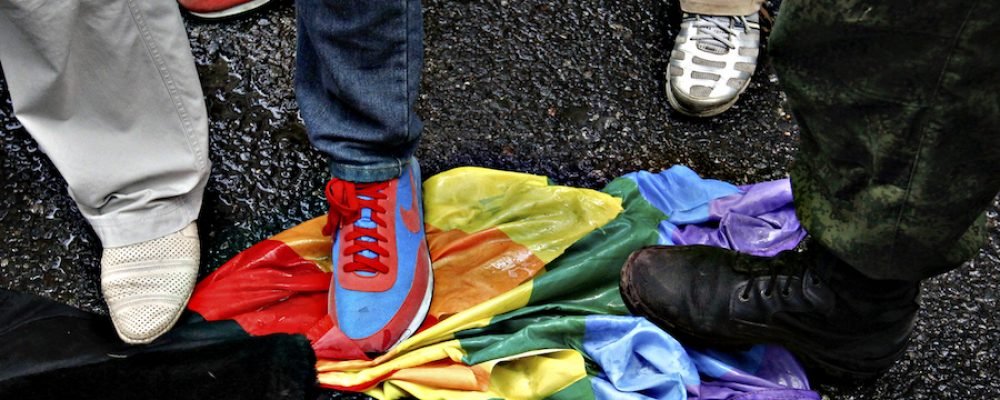 Atacan por la espalda a miembro de la comunidad LGBT afuera del Sears La Paz, BCS