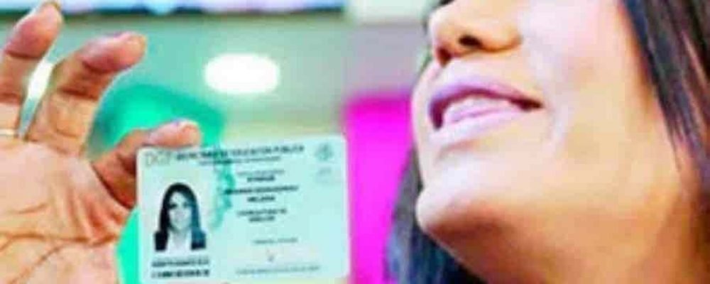 Cambian de sexo y nombre su credencial de elector en Tamaulipas