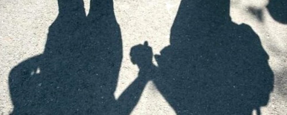 El presidente de Ghana en una posición apretada sobre la ley anti-LGBT