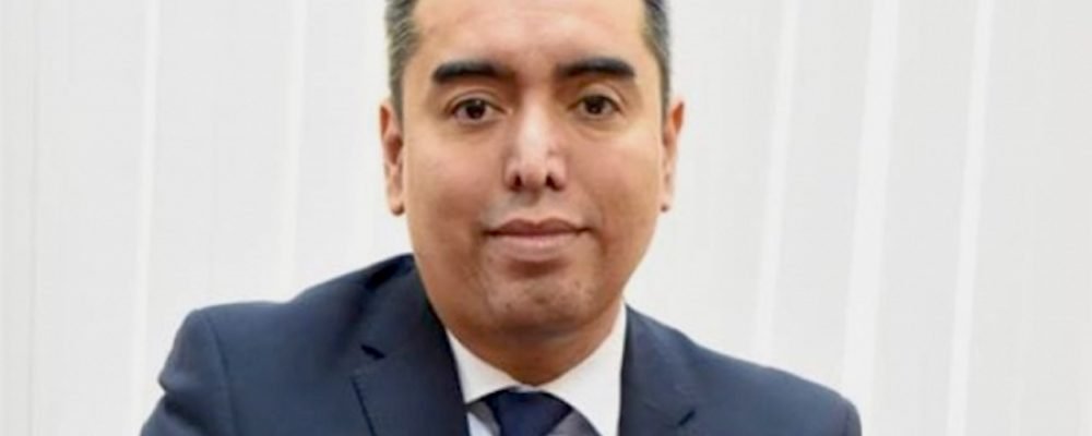 Ordenan separar de Morena a diputado que apoyó comentario de que “los gays eran una plaga»