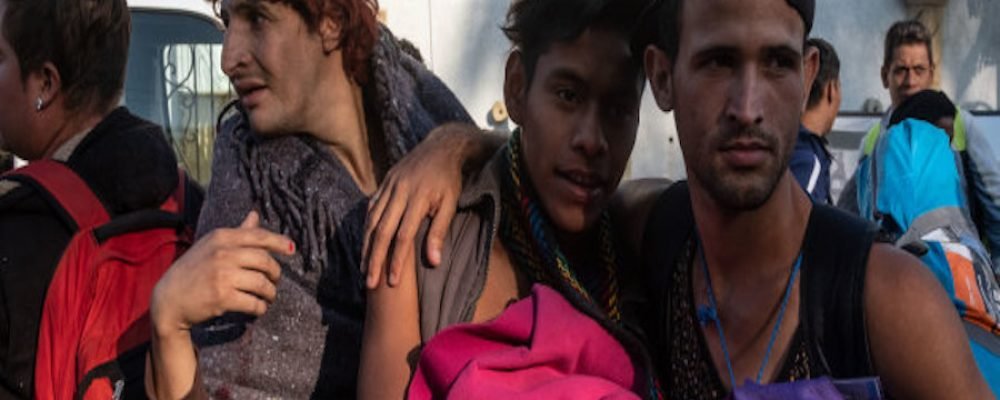 Nogales tiende una mano a los migrantes LGBT rumbo a Estados Unidos