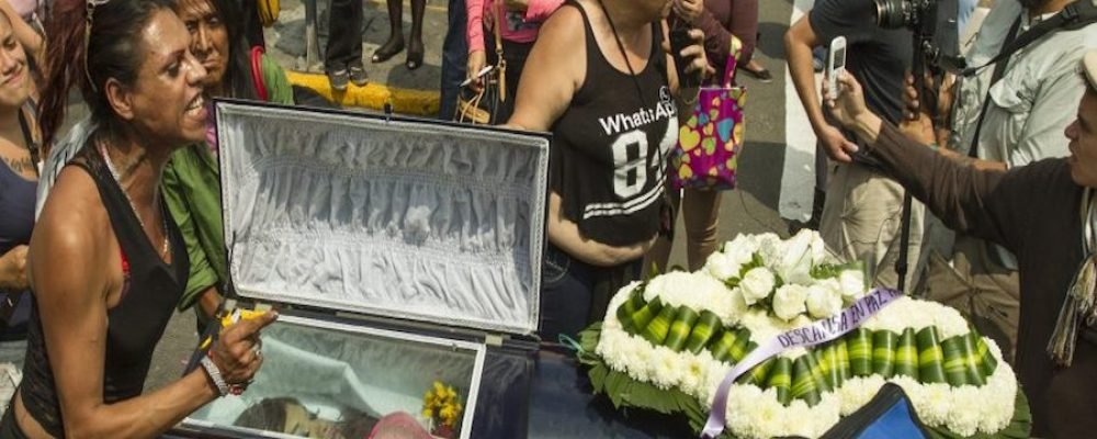 Por Paola, Itzel y Alessa ¡Ni una más!