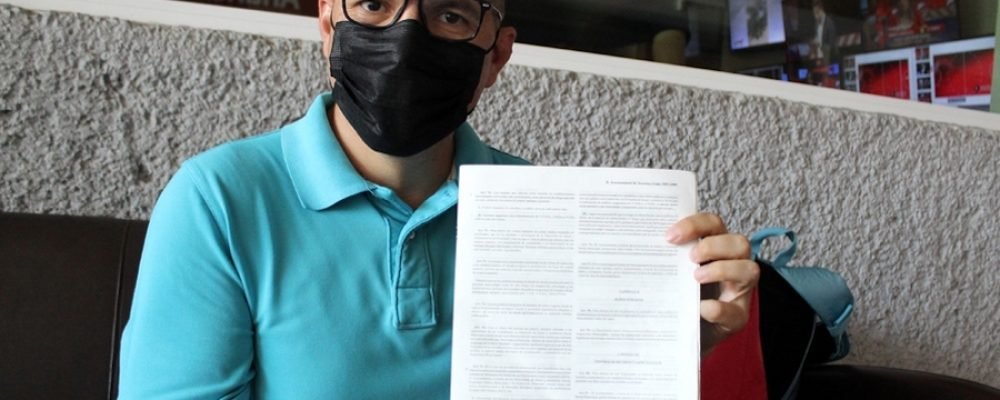 Activista por los derechos LGBT apoyará a pareja gay discriminada en Plaza Mayor de Torreón