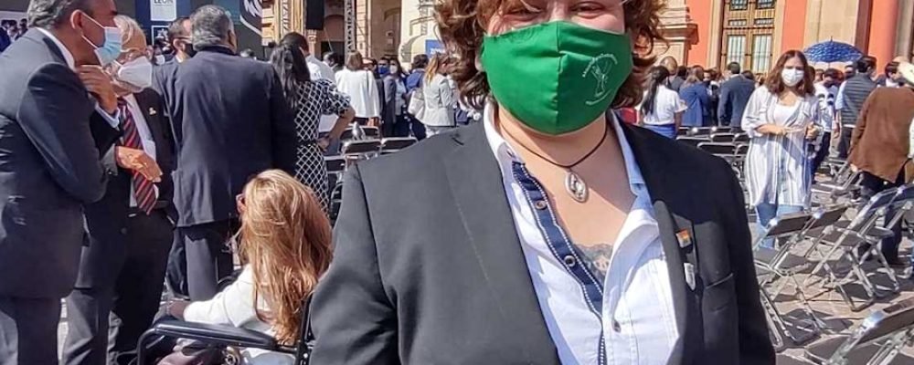 Promete Alejandra Gutiérrez construir el primer refugio LGBT en León