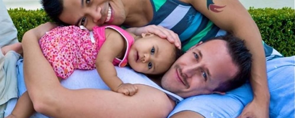 Adopción LGBT registra efectos positivos