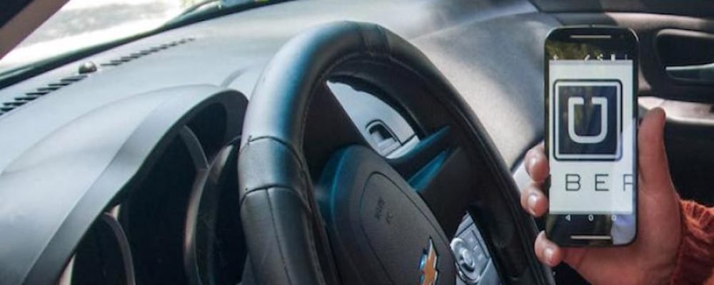 Uber es acusado por homofobia al discriminar a Drag Queen en CDMX