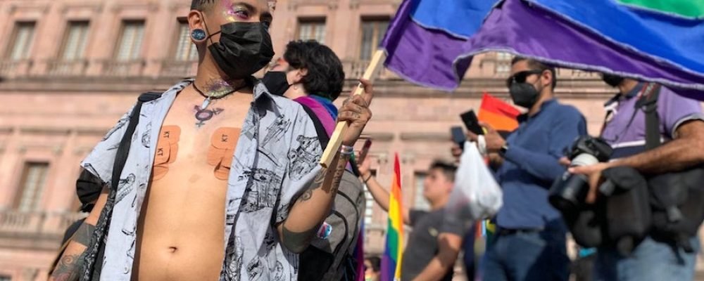 Los colores del arcoíris vuelven a pintar a Saltillo con marcha LGBT
